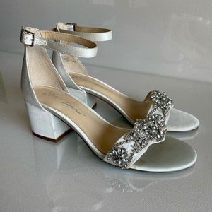 Betsy Johnson Mel Sandal, Ivory/Off-White, Size 7 (Bridal Heels)